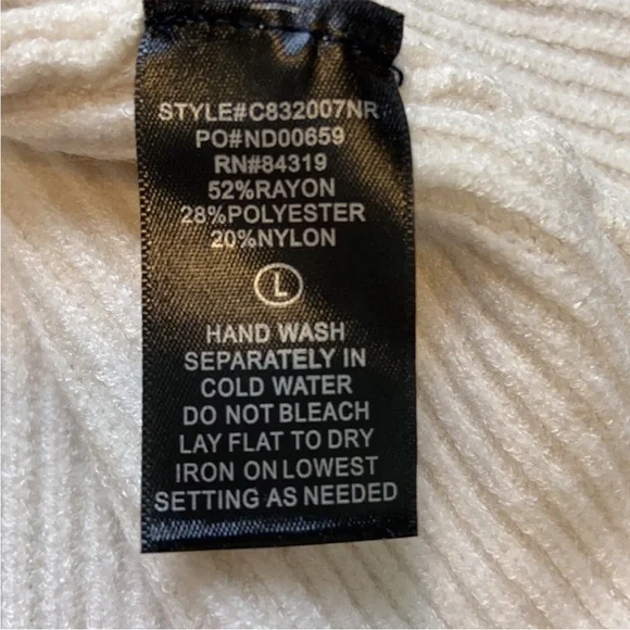 Devotion by Cyrus Cream Cowl Neck Tunic Sweater. Size Large. New With Tags. - Picture 4 of 10